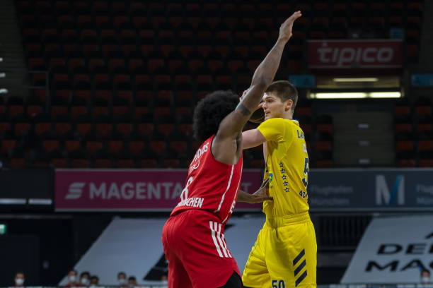 在西湖大喊 在西湖大喊