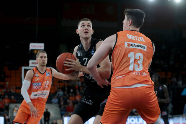 支顶尖女篮 支顶尖女篮