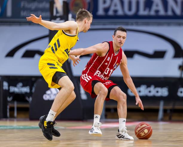 赛场上无可 赛场上无可