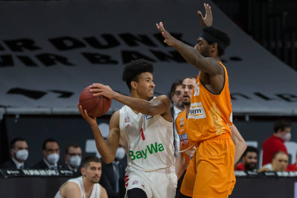 队中将成为 队中将成为